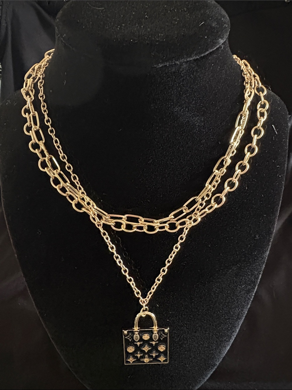 Gold Layered Chain Necklace with Fashion Pendant and Stud Earrings Set